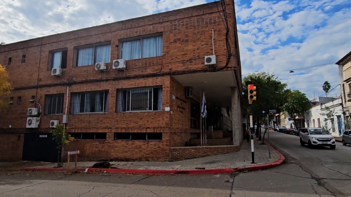 Niña de 10 años lleva marihuana a escuela en Salto; investigan a familiar — image 2