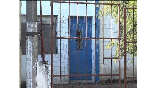 Asesinan a vendedor de drogas y lo dejan de manos atadas