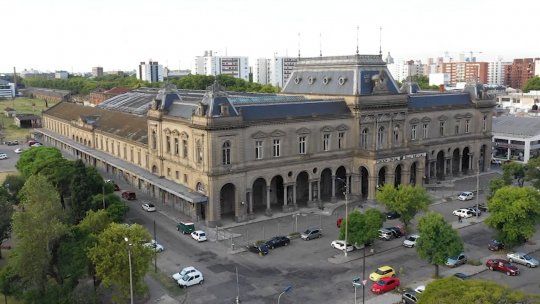 Hubo acuerdo y la Estación Central de AFE pasa al MTOP: es histórico dijo la ministra y explicó cómo sigue el proceso Hubo acuerdo y la Estación Central de AFE pasa al MTOP: es histórico dijo la ministra y explicó cómo sigue el proceso