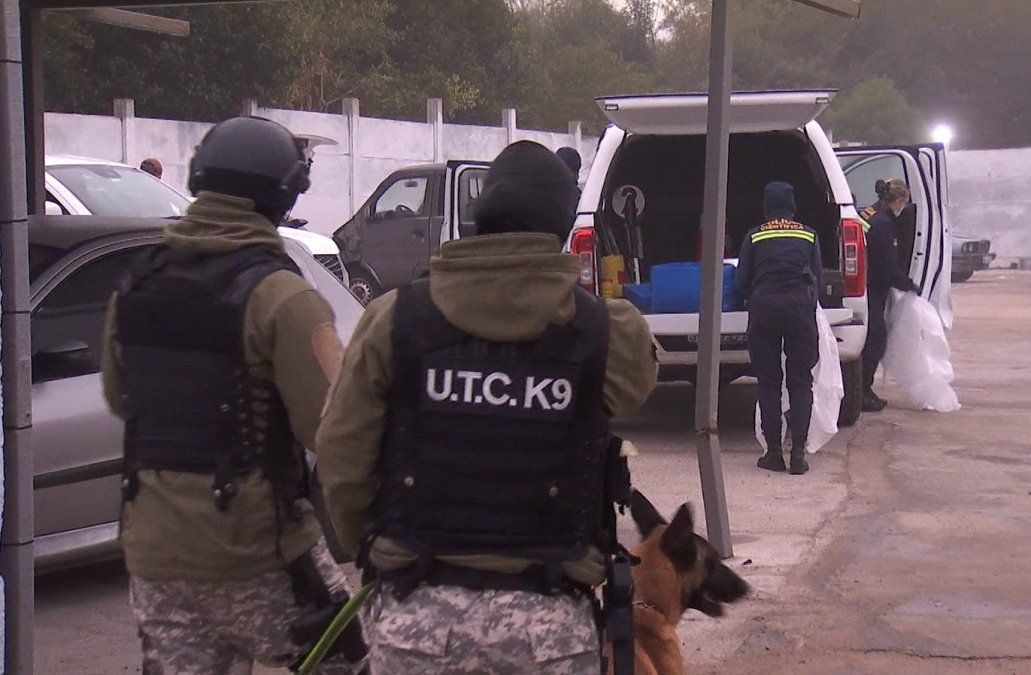 Allanamiento por balaceras y homicidios en Marconi y Plácido Ellauri: incautaron armas, drogas y detuvieron a un hombre