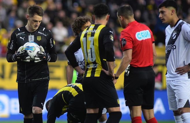 peñarol danubio 28 agosto 2022 foco uy dante fernandez (11).jpeg