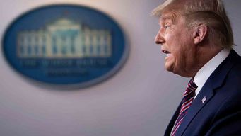 donald trump fue imputado por siete delitos federales por la sustraccion de documentos clasificados