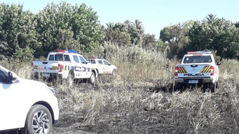 hallan cuerpo calcinado y semienterrado en un campo en sayago