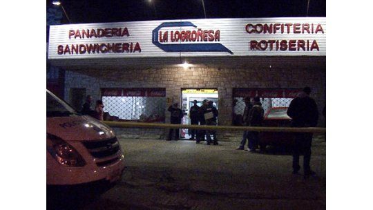 “Ah, sos policía”, dijo el delincuente y ejecutó al guardia