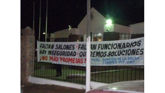 Repetición liceal: cuanto más conflictividad gremial, más fracaso