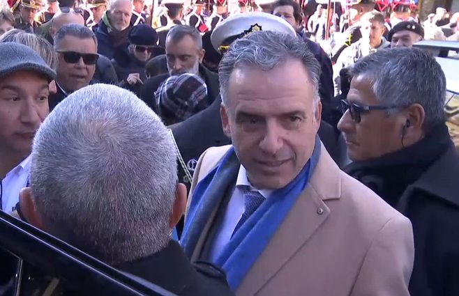 Orsi-en-acto-jura-plaza-julio