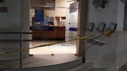 delincuentes se tirotearon con la policia tras intentar asaltar el brou en guichon