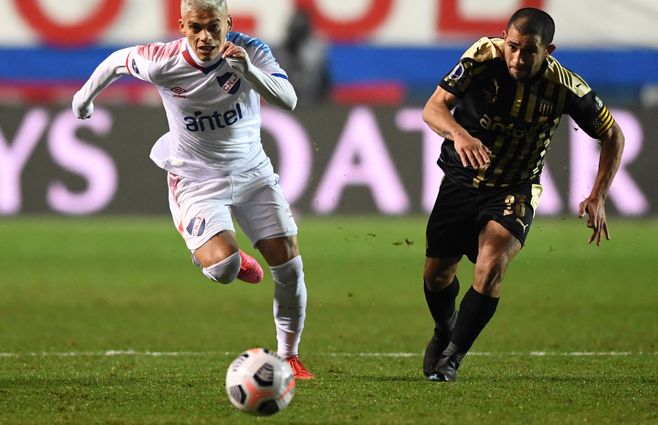 Brian Ocampo y Walter Gargano