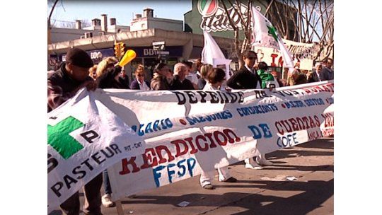 Gremio de Salud Pública mantiene el conflicto y prepara marcha