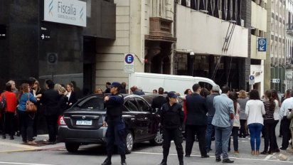 Fue desalojado el local donde funciona la Fiscalia de Delitos Sexuales tras la muerte de Rivadavia. Los fiscales abandonaron sus tareas en protesta por el alto estrés que sufren en su trabajo diario