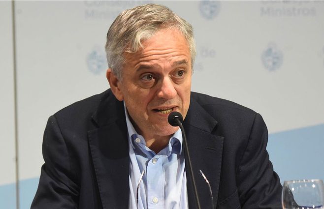 Rodrigo-Arim-FocoUy-abril-consejo-de-ministros