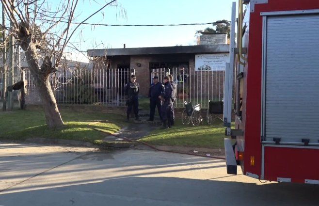 Foto: Subrayado. Residencial, en Salinas (Canelones) tras el incendio. 