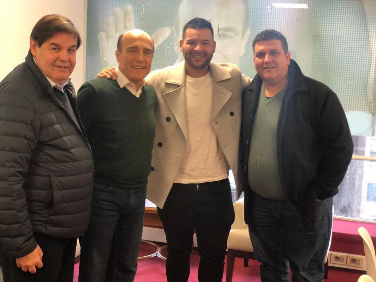 El Gucci y Martínez con dirigentes del sector