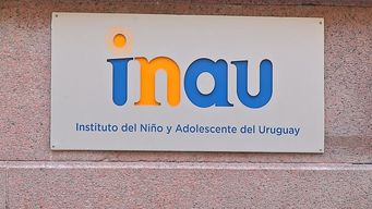 la policia busca a un nino de 3 anos institucionalizado en inau; sus padres se lo llevaron sin permiso
