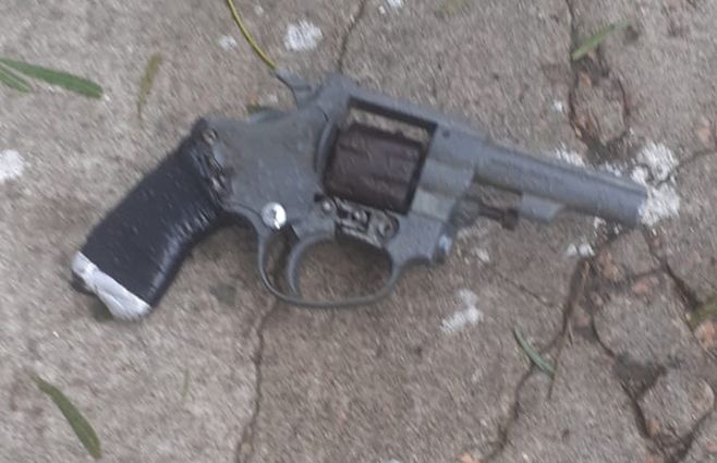 Foto cedida a Subrayado. El arma incautada al menor.