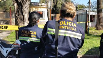 disparos en el barrio la paloma: sospechosos se escaparon y la policia incauto dos motos