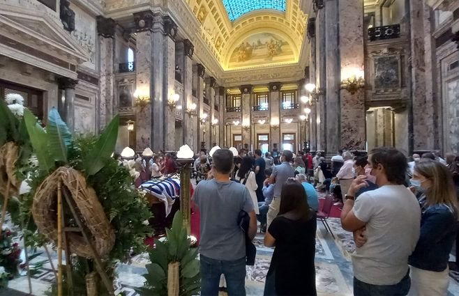 velorio Bonomi en Palacio Legislativo.jpg