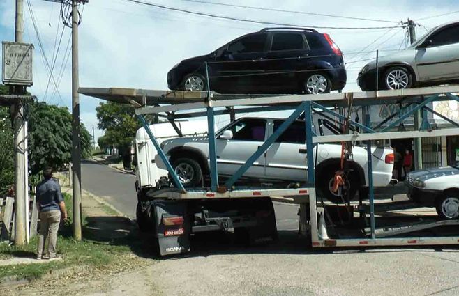 autos-ilegales-rivera.jpg