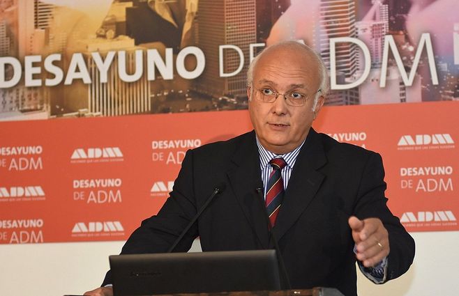 Foto: publicada por ADM. Gustavo Licandro durante el desayuno de ADM.