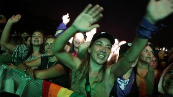 imm estima en 50.000 personas el publico en el festival aca estamos; se vendieron 25.000 entradas