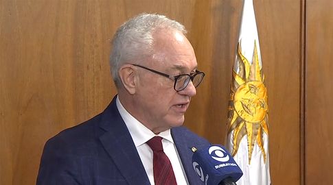 Lubetkin aseguró que hasta ahora no hubo problemas con los pasaportes; si hay algún error lo vamos a corregir, dijo