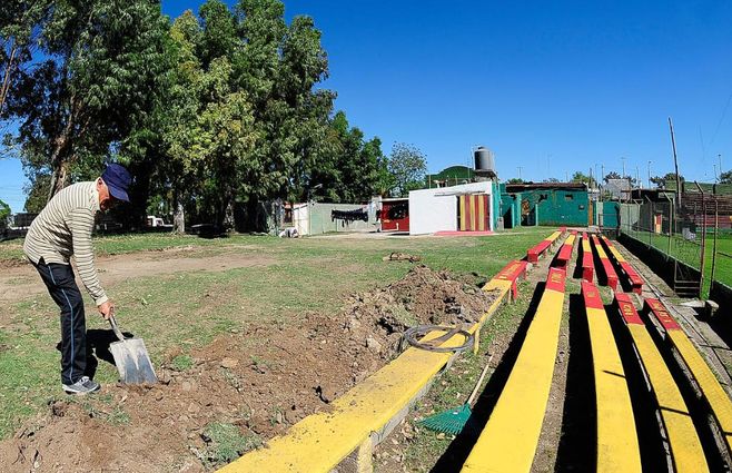Estadio Paladino en obras para recibir a Nacional en la temporada 2019. 