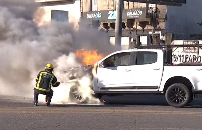 camioneta-incendio-palacio-bomberos