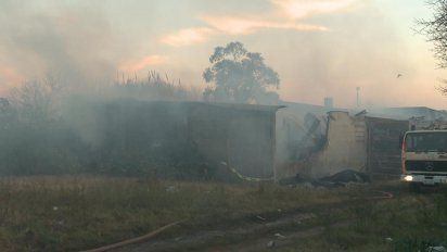 deposito incendiado no tenia habilitacion de bomberos