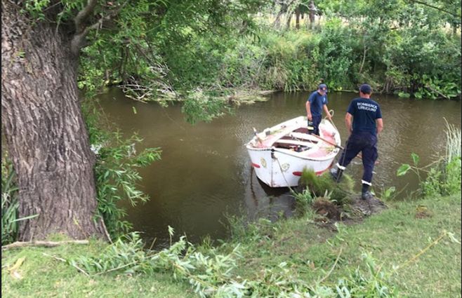 El arroyo donde encontraron el cuerpo, sobre la ruta 7, km 51, Canelones. Foto: Armada Nacional.