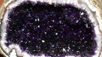 dos hombres fueron condenados por robar piedras semipreciosas valuadas en 26 mil dolares