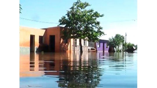 Comenzaron las primeras evacuaciones por crecida del Río Uruguay
