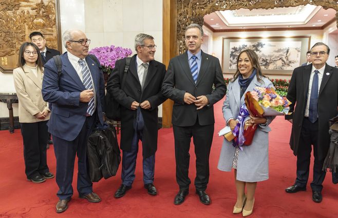 oris-en-llegada-a-china-2