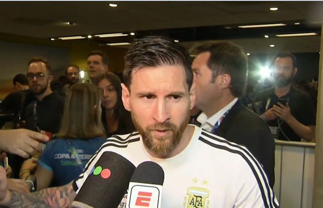 Messi-tras-perder-con-Brasil.jpg