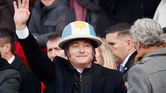 milei reduce impuestos a exportaciones de los principales cultivos y la carne en argentina