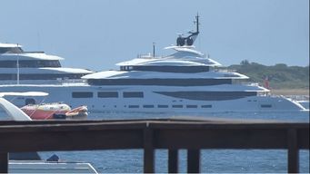 los dos yates super lujosos que trajo el emir de qatar a punta del este