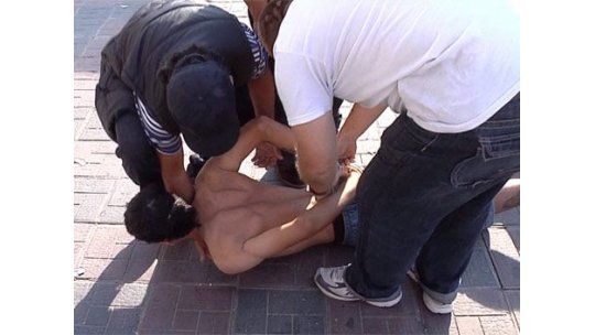 Banda de menores de Parque Rodó se cita vía Facebook para rapiñar