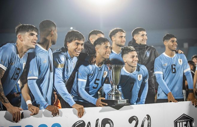 uruguay-sub-20-amistoso-estadio.jpg
