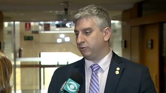 diputado rodriguez: ?el mpp hoy pretende erigirse como el adalid o el defensor de la paz publica?