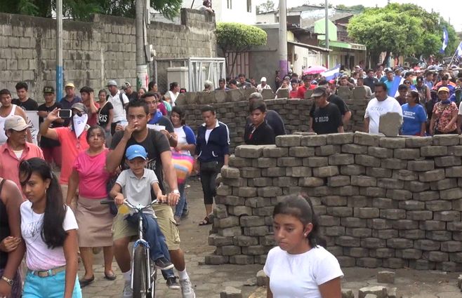 nicaragua-marcha-familias-morimbo-AFP.jpg