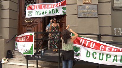 sindicato de utu convoca a paro en todo el pais el 1 de marzo y ocupa sede central