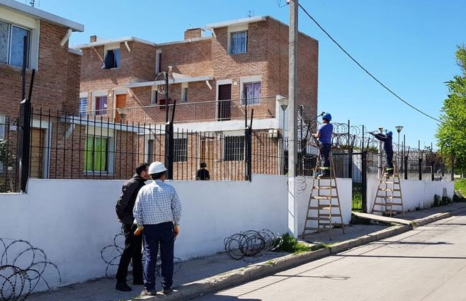 Se desmanteló el petrímetro de alambres de púa instalado por la organización criminal