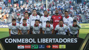 nacional derroto 2 a 0 a academia puerto cabello y avanza a la tercera fase de copa libertadores