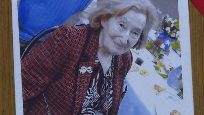 sobreviviente del holocausto fue asesinada en su apartamento en paris