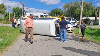 Foto: Valeria de los Santos, Subrayado. Hay escolares heridos tras el choque en Piedras Blancas.
