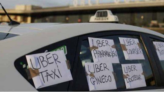 Intendencia sale a multar a Uber; empresa recurre a Diputados por apoyo