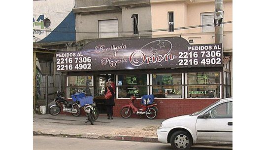 Lo balearon mientras jugaba Uruguay y debió esperar a que termine
