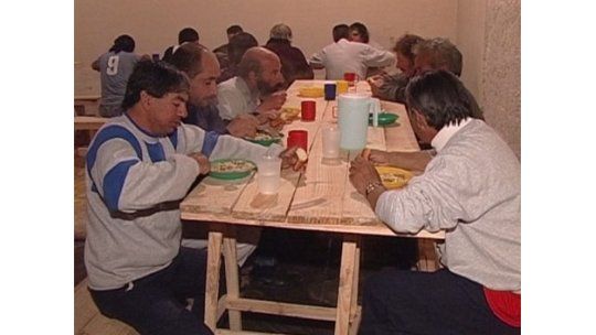 Pese al frío, sobraron lugares en refugios; Mides duplica equipos