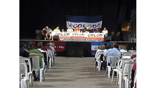 Adeom pone condiciones para firmar compromiso con IMM