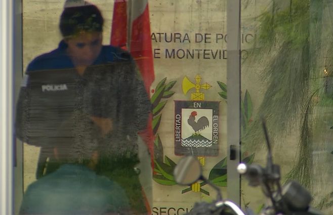 policia-jefatura-montevideo-seccional-25.jpg