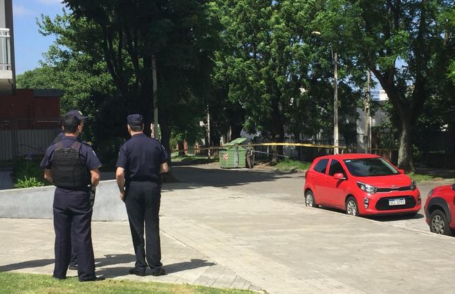 granada contenedor luis alberto de herrera y thompson (3).jpeg